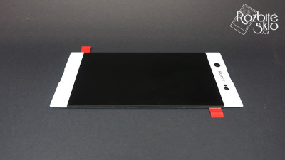 SONY-XA1-Ultra-LCD-displej-s-dotykem-bila